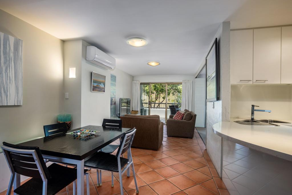 Saks On Hastings Aparthotel Noosa Heads Exterior foto